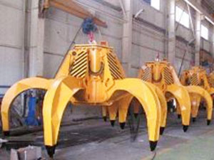 電動液壓抓斗應(yīng)用于港口與碼頭